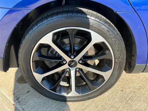 Used 2015 Ford Taurus SEL w/ Equipment Group 201A image 20