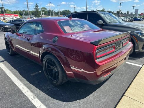 Used 2022 Dodge Challenger SRT Hellcat RWD image 4