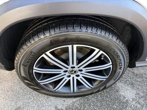 Used 2024 Mercedes-Benz GLE 450 4MATIC image 10