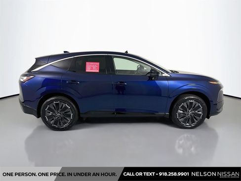 Certified 2025 Nissan Murano Platinum w/ Cargo Package AWD/4WD image 4