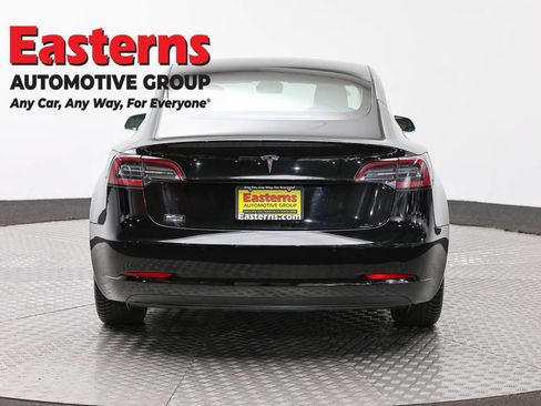 Used 2019 Tesla Model 3 Standard Range RWD image 6