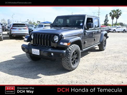 Used 2021 Jeep Gladiator Sport AWD/4WD image 1