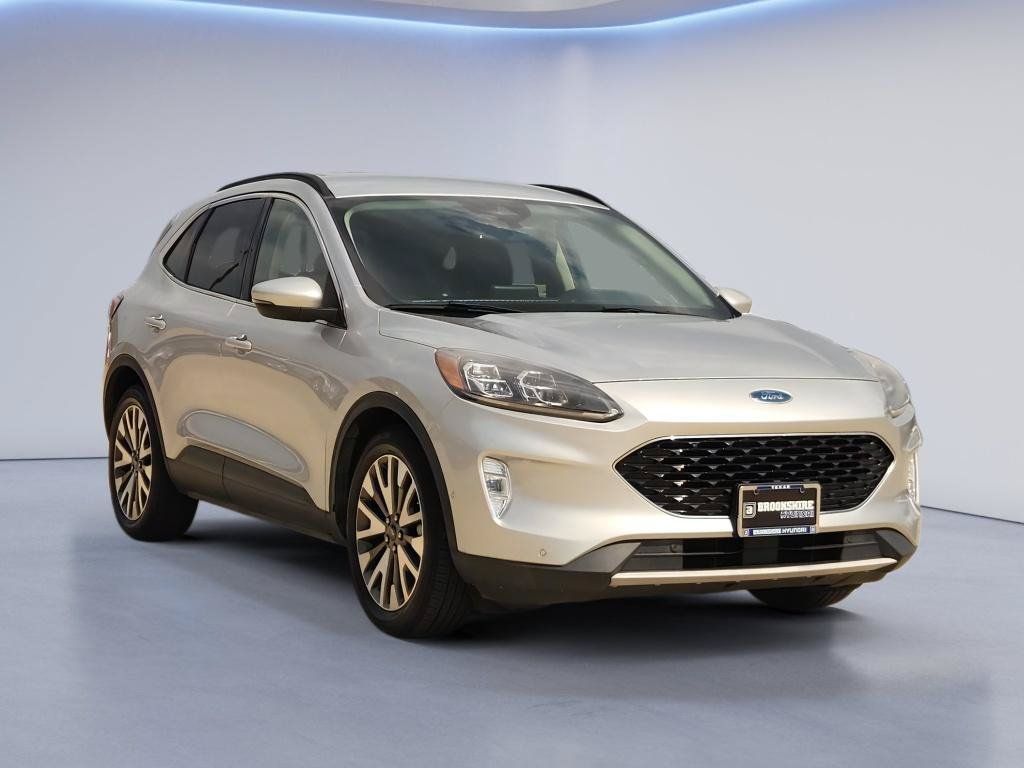 Used 2020 Ford Escape Titanium FWD image 3