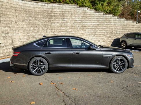 New 2026 Genesis G80 2.5T Advanced image 3