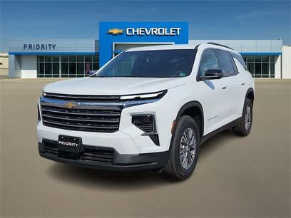 New 2025 Chevrolet Traverse LT w/ Enhanced Driving Package