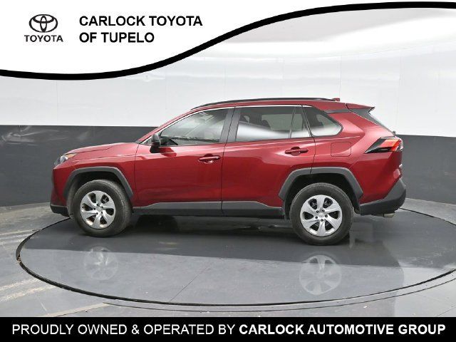 Used 2019 Toyota RAV4 LE FWD image 10