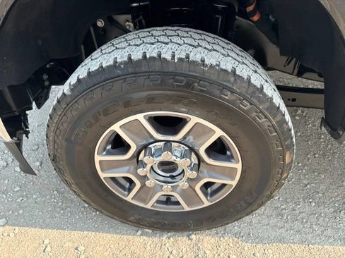 Used 2025 Ford F250 Lariat AWD/4WD image 20