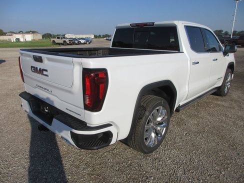 New 2026 GMC Sierra 1500 Denali w/ Denali Reserve Package AWD/4WD image 4