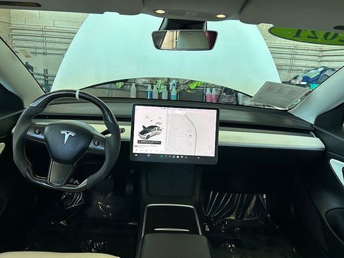 Used 2021 Tesla Model 3 Long Range AWD/4WD image 22