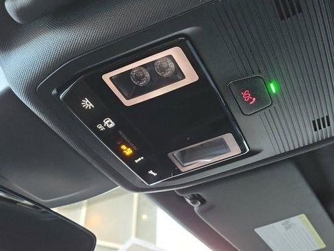 Used 2024 Volkswagen GTI S image 28