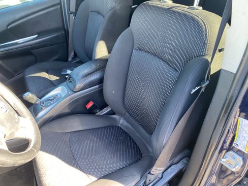 Used 2018 Dodge Journey SE FWD image 11