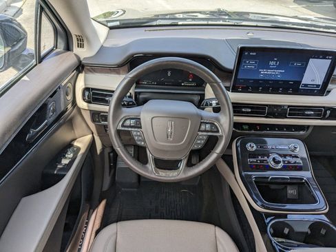 Certified 2023 Lincoln Nautilus Reserve w/ Equipment Group 201A image 18