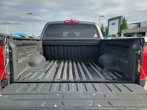 Used 2020 Toyota Tundra SR5 w/ SR5 Leather Package AWD/4WD image 26