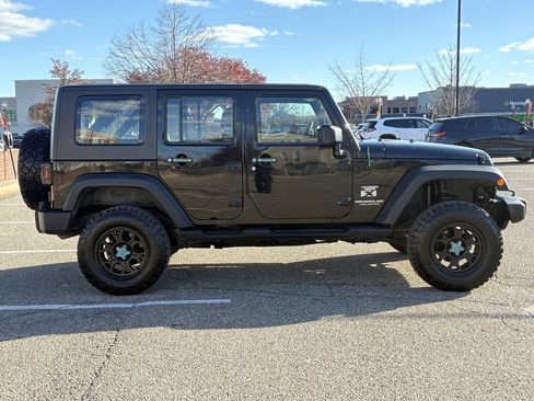 Used 2007 Jeep Wrangler Unlimited X AWD/4WD image 10