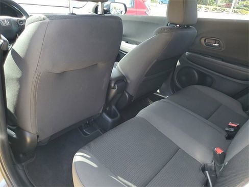 Used 2021 Honda HR-V LX image 28