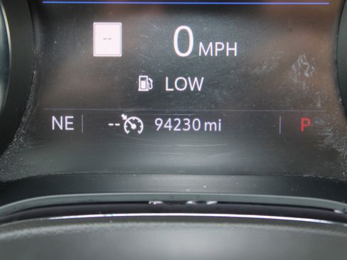 Used 2020 Buick Encore GX Essence w/ Experience Buick Package image 24