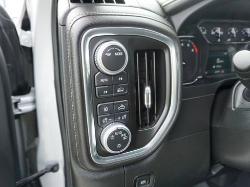 Used 2020 GMC Sierra 1500 Elevation w/ Elevation Value Package AWD/4WD image 14