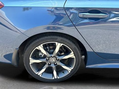 Used 2025 Honda Civic Sport image 36