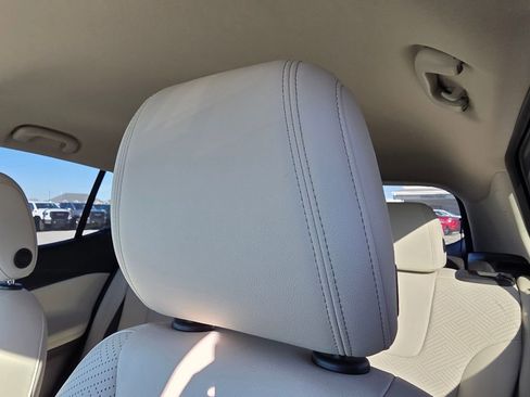 Used 2021 Buick Encore GX Essence w/ Advanced Technology Package image 23