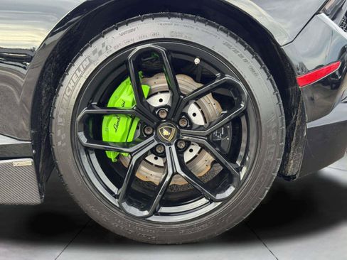 Used 2018 Lamborghini Huracan LP 580-2 RWD image 90