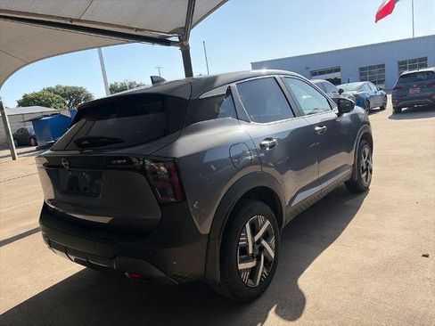 Certified 2025 Nissan Kicks SV w/ Charging Package FWD image 12