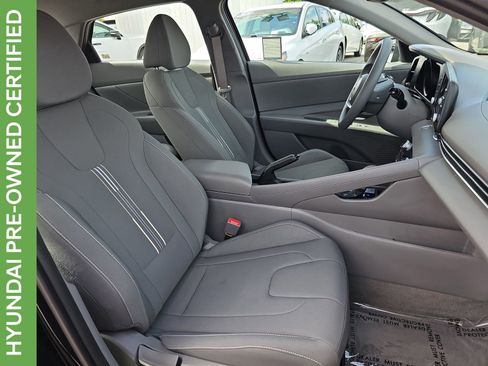 Certified 2023 Hyundai Elantra SEL image 10