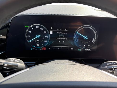 Used 2023 Kia Niro Wave FWD image 11