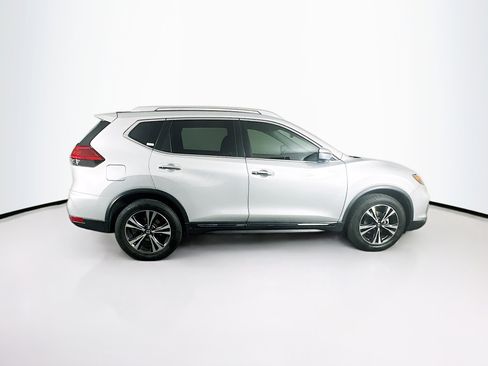 Used 2017 Nissan Rogue SL image 10