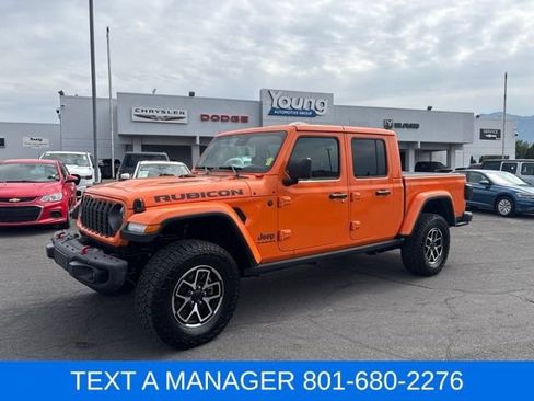 Used 2025 Jeep Gladiator Rubicon AWD/4WD image 1
