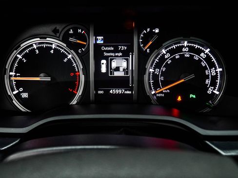 Used 2023 Toyota 4Runner Limited AWD/4WD image 35