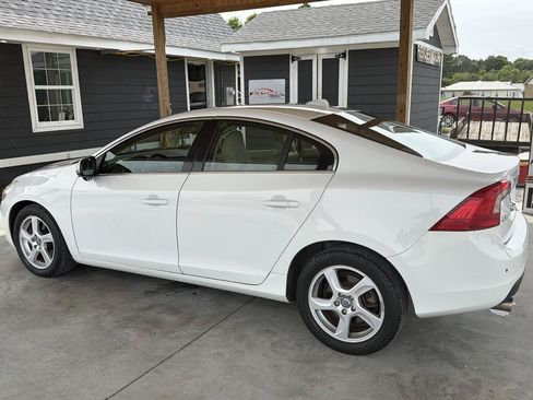 Used 2013 Volvo S60 T5 AWD/4WD image 3