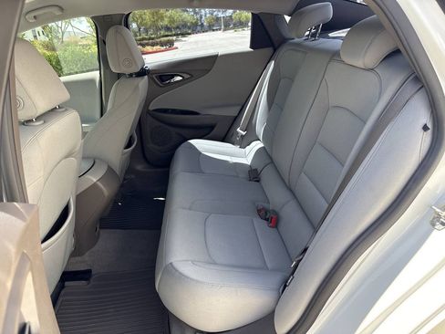 Used 2020 Chevrolet Malibu LS w/ LPO, Convenience Package 2 FWD image 12