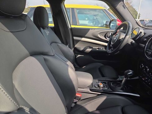 Used 2019 MINI Cooper Clubman S image 4