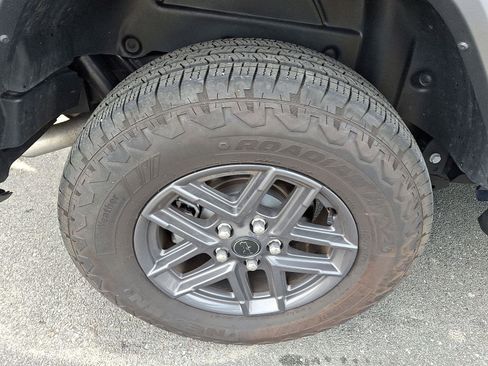 Used 2025 Jeep Wrangler Sport S image 11