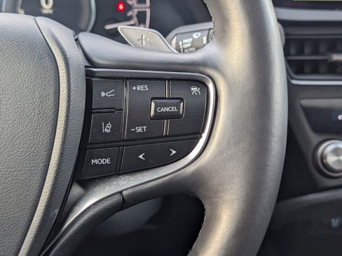 Certified 2025 Lexus ES 300h 300h image 24