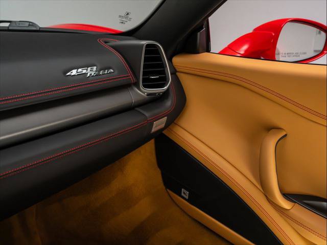 Used 2012 Ferrari 458 Italia Coupe RWD image 30