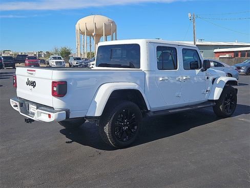 Used 2021 Jeep Gladiator Overland image 8