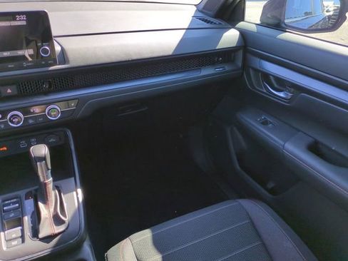 Used 2024 Honda CR-V Sport image 17