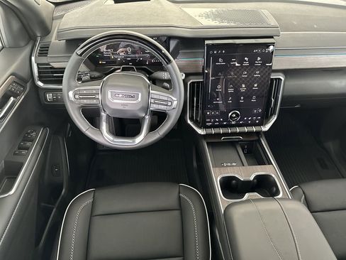 New 2026 GMC Acadia Denali w/ Super Cruise Package FWD image 16