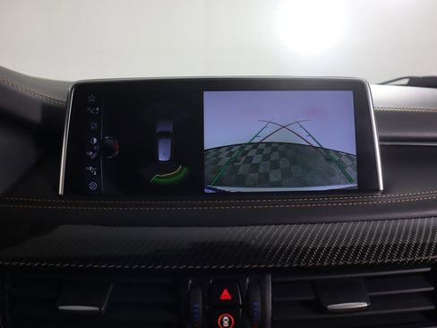 Used 2017 BMW X5 M image 49