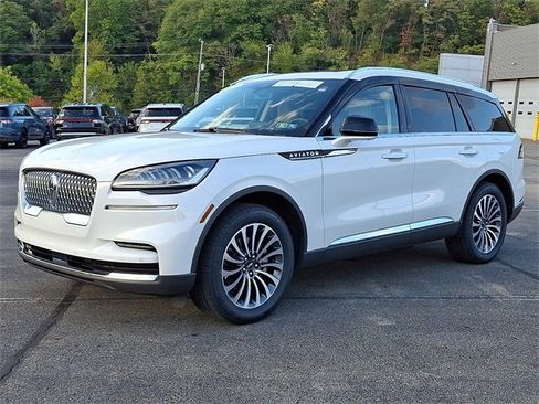 Certified 2024 Lincoln Aviator Reserve w/ Elements Package Plus image 3