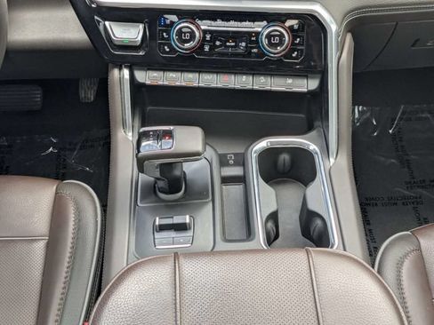 Used 2023 GMC Sierra 1500 Denali w/ Denali Reserve Package AWD/4WD image 19