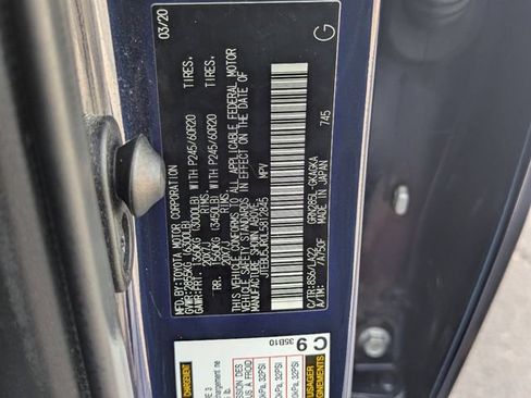 Used 2020 Toyota 4Runner Limited AWD/4WD image 37