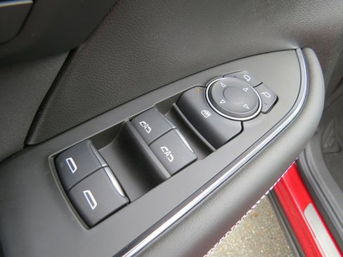 New 2025 Buick Envision Sport Touring image 18