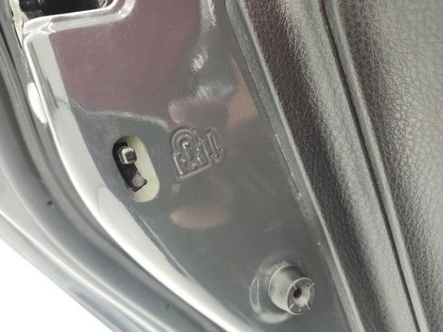 Certified 2025 Toyota Camry SE image 37