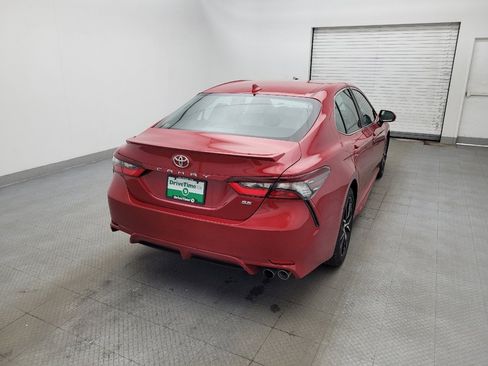 Used 2022 Toyota Camry SE image 7