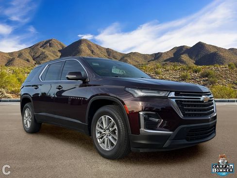 Used 2023 Chevrolet Traverse LT image 5
