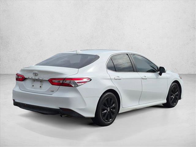 Used 2020 Toyota Camry LE FWD image 5