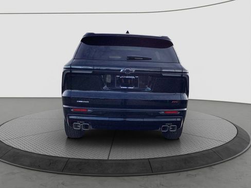 New 2026 Chevrolet Traverse RS w/ LPO, Floor Liner Package image 6