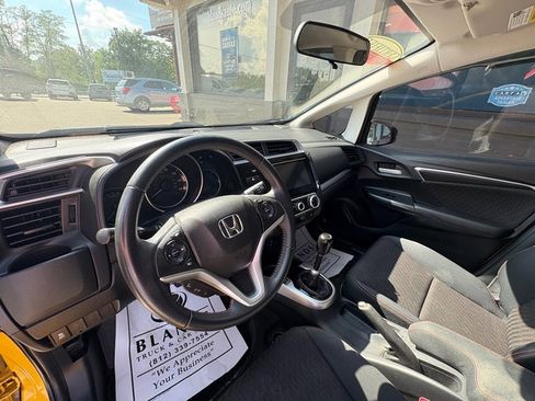 Used 2018 Honda Fit Sport image 14